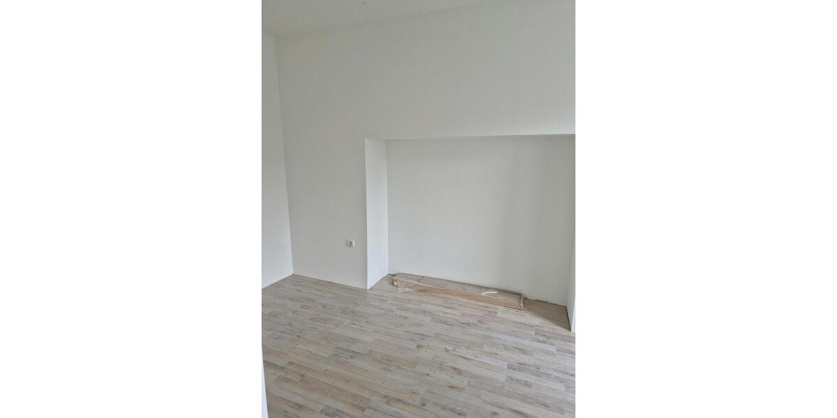 Etagenwohnung Oberviechtach - 2.5 Zimmer, 100 m&sup2;, 800&euro; | Angebot:26481239