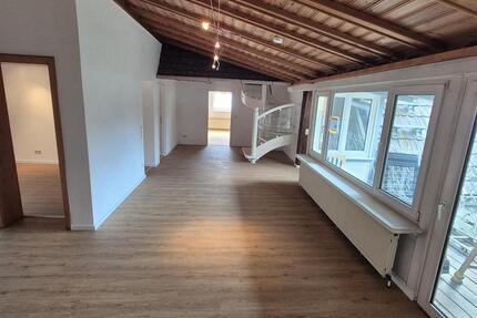 Wohnung Bretten - 5 Zimmer, 168 m&sup2;, 1.400&euro; | Angebot:25221157