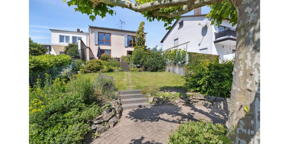 Einfamilienhaus Pohlheim - 6 Zimmer, 160 m&sup2;, 1.800&euro; | Angebot:26395099