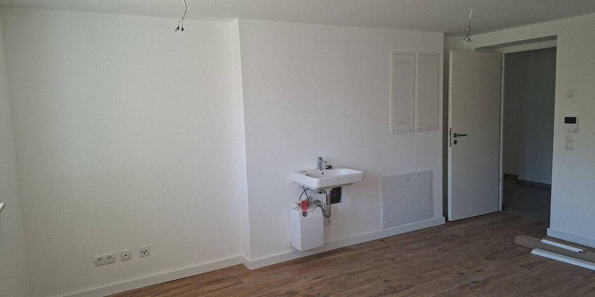 Etagenwohnung Magdeburg Buckau - 4 Zimmer, 93 m&sup2;, 1.678&euro; | Angebot:26389913