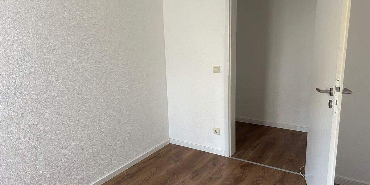 Etagenwohnung Merseburg Neumarkt (Vorstadt) - 4 Zimmer, 83 m&sup2;, 600&euro; | Angebot:26015636