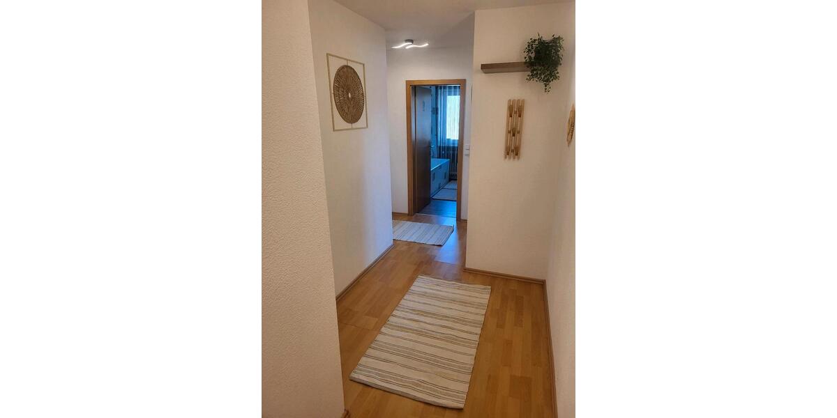 Etagenwohnung Herzogenaurach - 3 Zimmer, 92 m&sup2;, 1.100&euro; | Angebot:26461574
