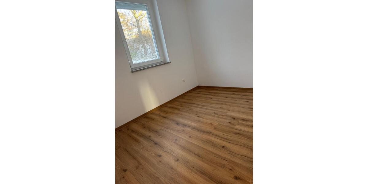 Erdgeschoßwohnung Kemnath - 3 Zimmer, 70 m&sup2;, 840&euro; | Angebot:24748005