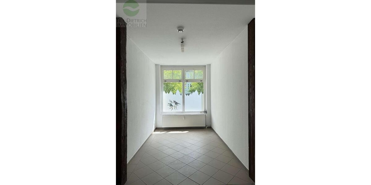Erdgeschoßwohnung Ilmenau - 4 Zimmer, 90 m&sup2;, 770&euro; | Angebot:26492725