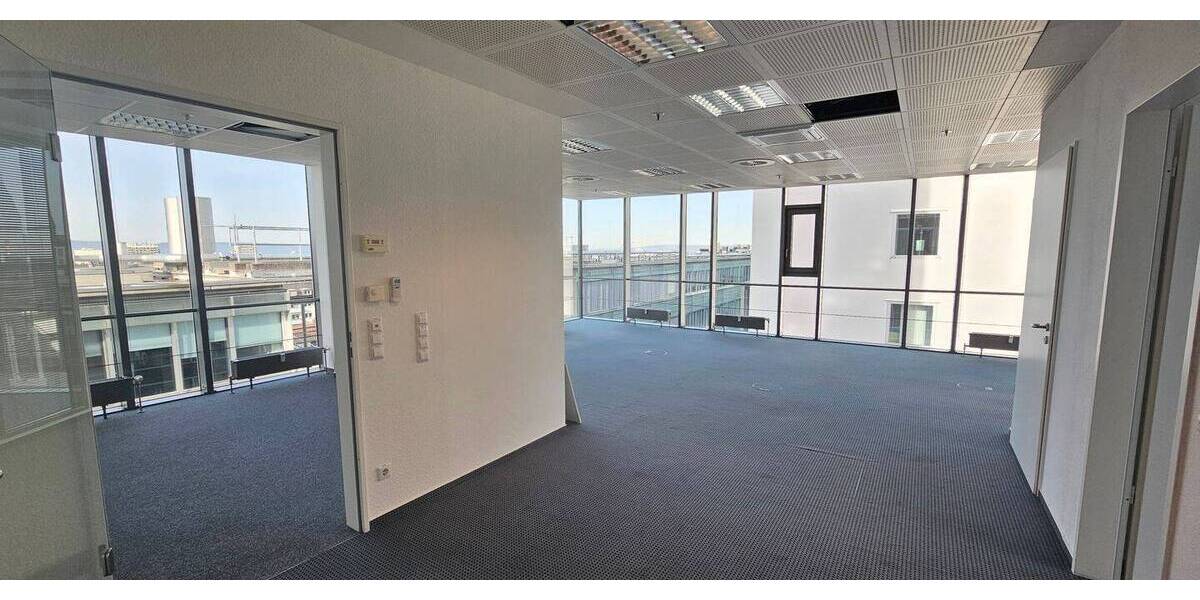 Gewerbeobjekt Freiburg im Breisgau Altstadt - 1 Zimmer, 249 m&sup2;, 4.100&euro; | Angebot:25706366