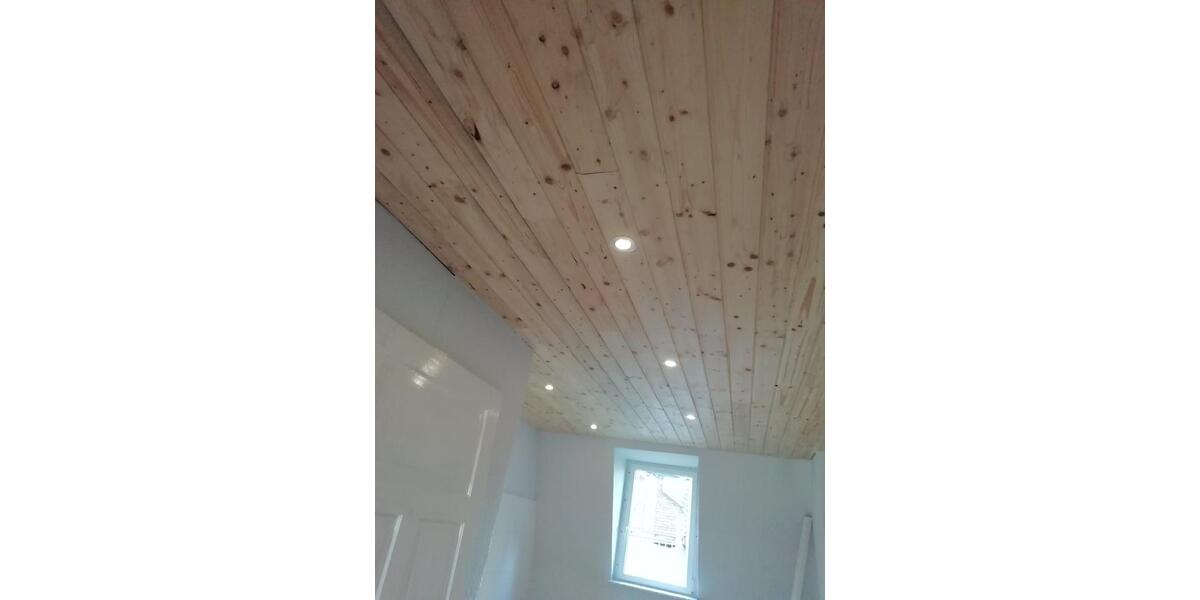 Dachgeschoßwohnung Plauen Bahnhofsvorstadt - 2 Zimmer, 60 m&sup2;, 290&euro; | Angebot:26002307