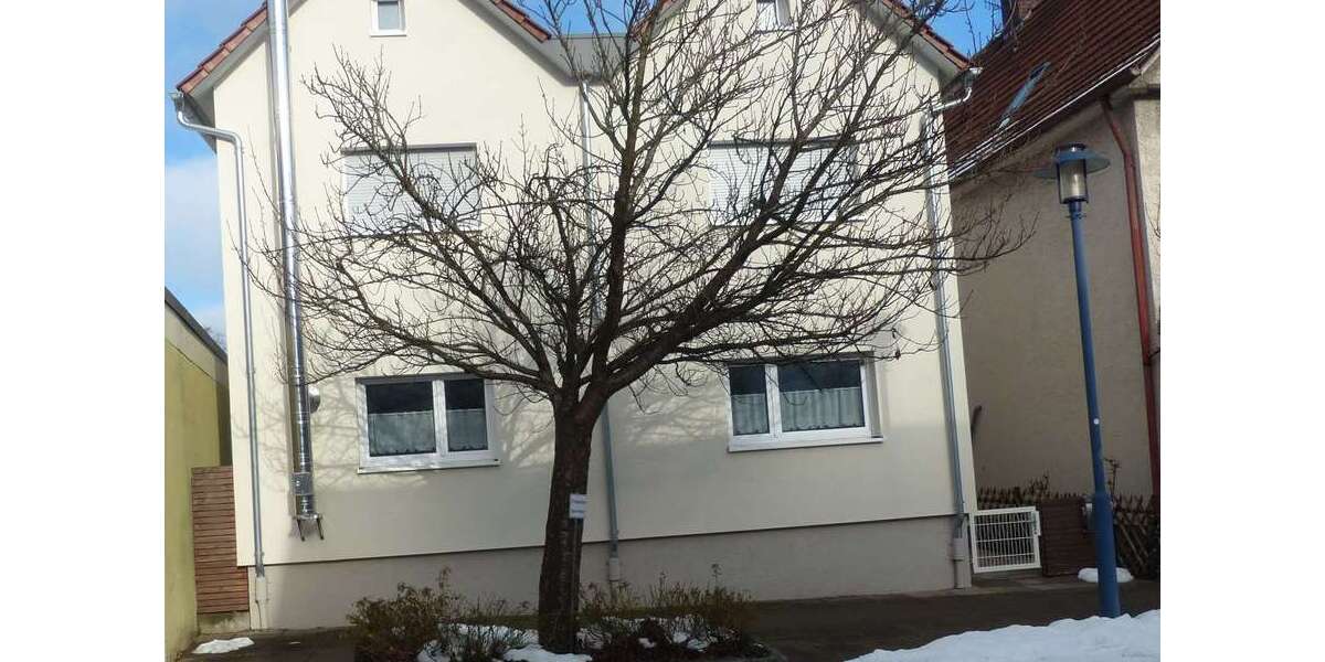 Einfamilienhaus Aalen Attenhofen - 3.5 Zimmer, 90 m&sup2;, 1.200&euro; | Angebot:25105454