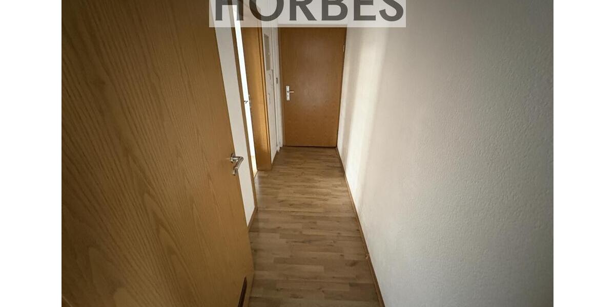 Etagenwohnung Meerane - 2 Zimmer, 60 m&sup2;, 300&euro; | Angebot:25999255