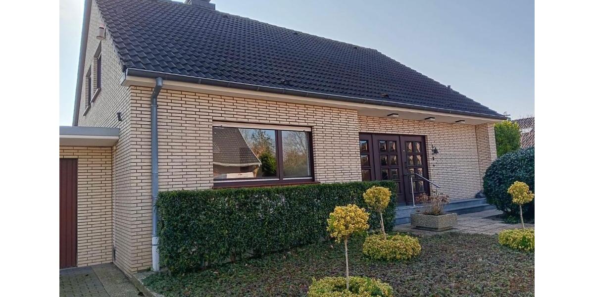 Einfamilienhaus Rheinberg - 5 Zimmer, 150 m&sup2;, 1.700&euro; | Angebot:26614753