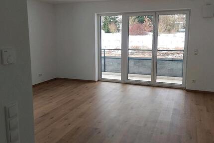 Wohnung Bissingen - 3 Zimmer, 80 m&sup2;, 950&euro; | Angebot:25715421