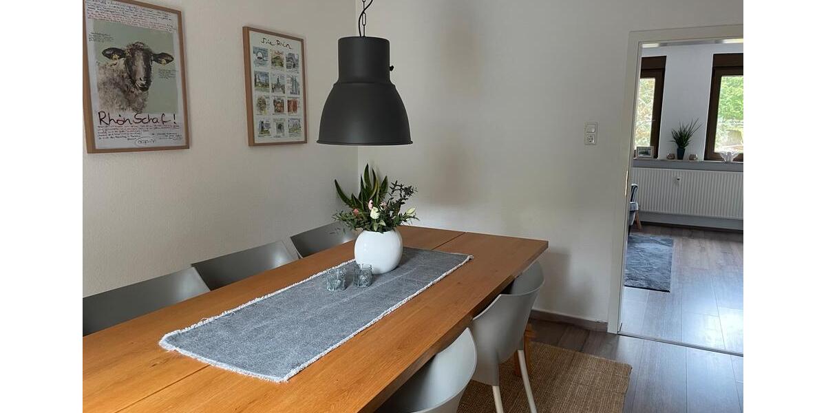 Etagenwohnung Dipperz - 5 Zimmer, 120 m&sup2;, 1.080&euro; | Angebot:26265652