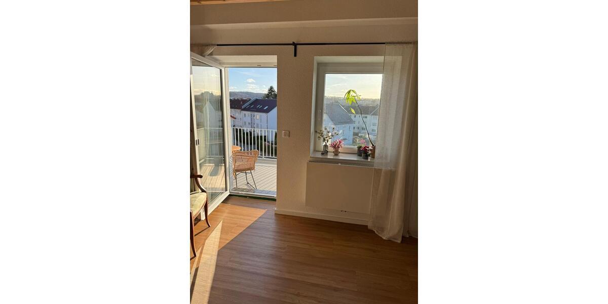 Dachgeschoßwohnung Bielefeld Mitte - 3 Zimmer, 85 m&sup2;, 1.200&euro; | Angebot:26272874