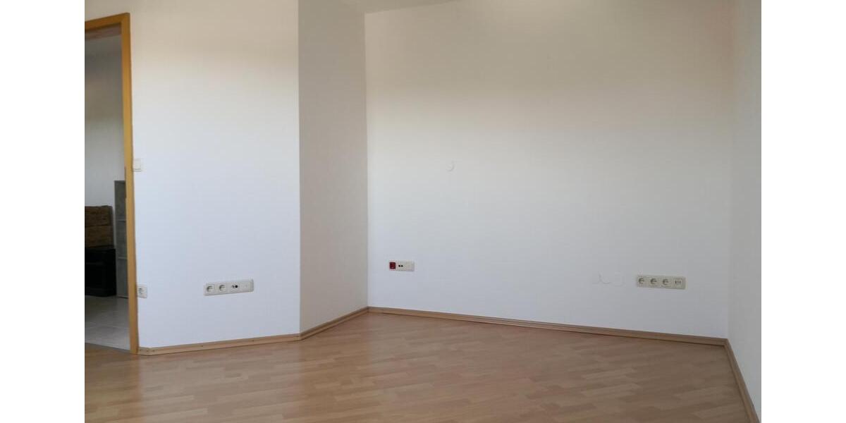 Dachgeschoßwohnung Burgthann - 4.5 Zimmer, 103 m&sup2;, 980&euro; | Angebot:25174904