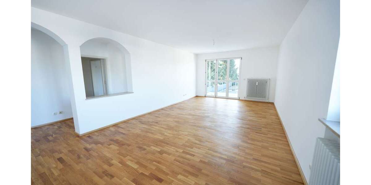Etagenwohnung Coburg - 3 Zimmer, 79 m&sup2;, 690&euro; | Angebot:25532521
