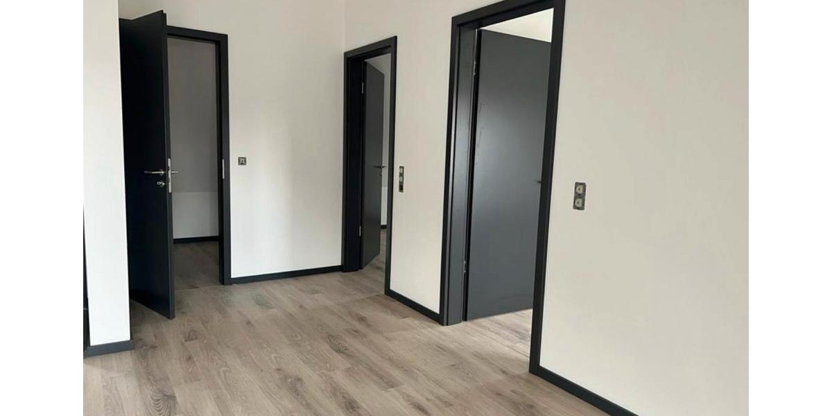 Etagenwohnung Sulzfeld - 3 Zimmer, 82 m&sup2;, 1.320&euro; | Angebot:24717655