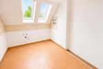 Dachgeschoßwohnung Merseburg - 4 Zimmer, 90 m&sup2;, 590&euro; | Angebot:26535293