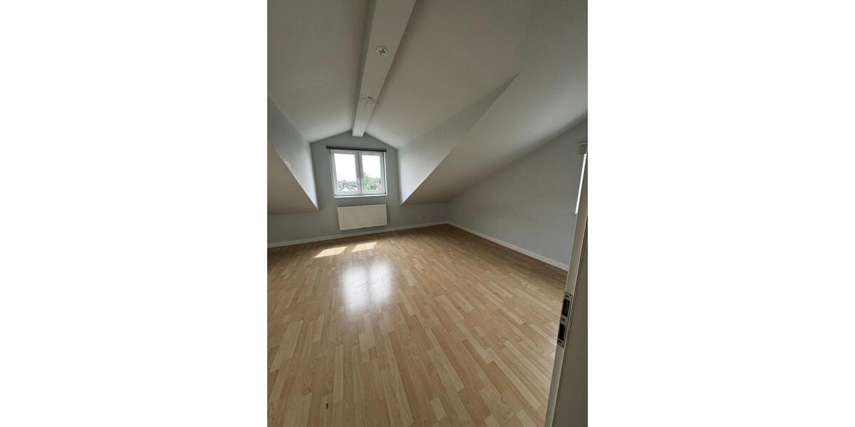 Etagenwohnung Börnsen - 5 Zimmer, 2.300&euro; | Angebot:22709901