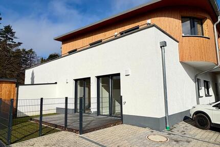 Wohnung Vilsbiburg - 3.5 Zimmer, 104 m&sup2;, 1.120&euro; | Angebot:26000062