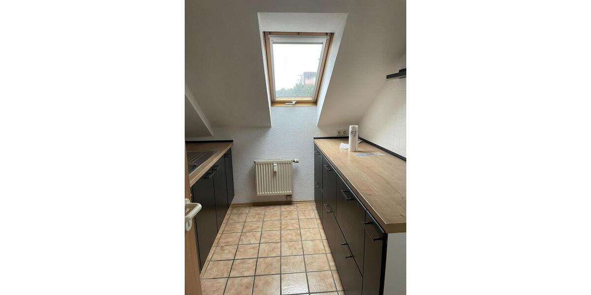 Dachgeschoßwohnung Nürnberg Sankt Leonhard - 3 Zimmer, 62 m&sup2;, 442&euro; | Angebot:25163843