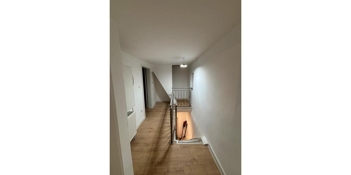 Einfamilienhaus Norheim - 3 Zimmer, 85 m&sup2;, 850&euro; | Angebot:25715291