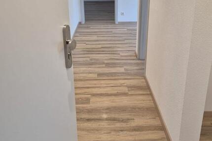 Wohnung Titisee-Neustadt Neustadt - 3.5 Zimmer, 90 m&sup2;, 1.000&euro; | Angebot:26480196