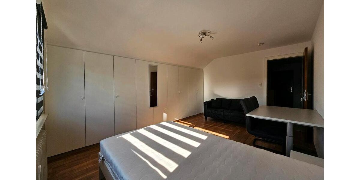 Wohnen auf Zeit Esslingen am Neckar - 2 Zimmer, 18 m&sup2;, 460&euro; | Angebot:24906476