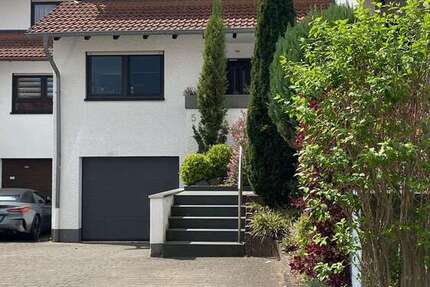 Haus zum Mieten in Trippstadt 2.100 € 200 m²