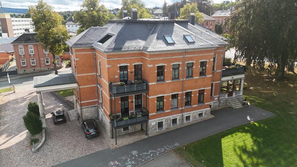 Großzügige 3 Raum Wohnung mit Balkon in schöner Lage von Auerbach 3 zimmer