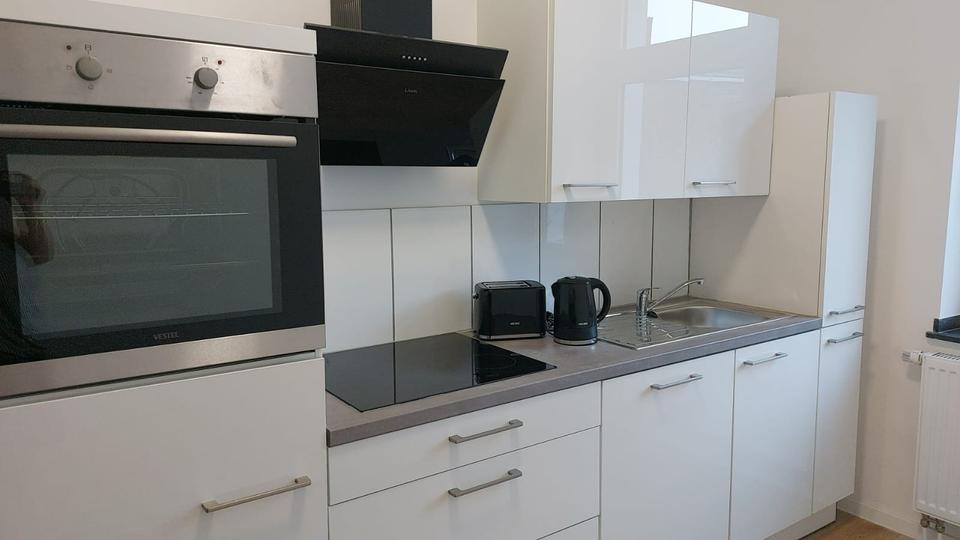 Etagenwohnung Mönchengladbach Süd - 2 Zimmer, 60 m&sup2;, 1.400&euro; | Angebot:26343017