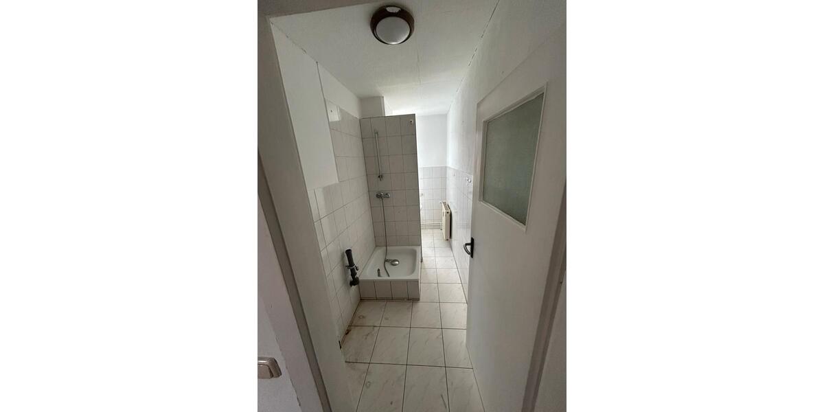 Etagenwohnung Tarnow - 2 Zimmer, 50 m&sup2;, 300&euro; | Angebot:26512024