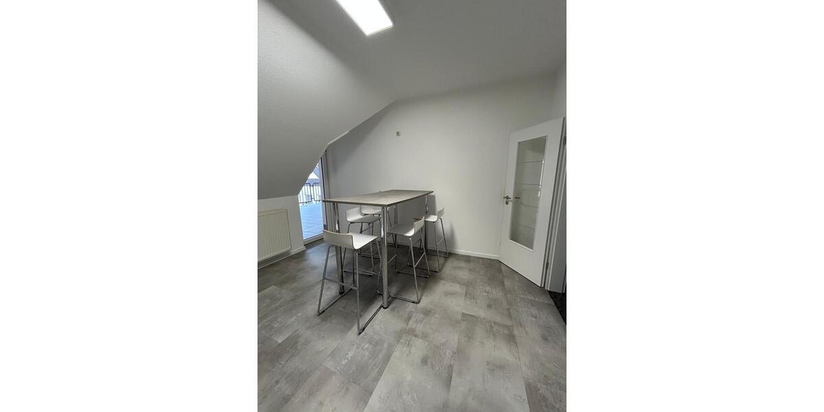 Etagenwohnung Büren - 2 Zimmer, 84 m&sup2;, 600&euro; | Angebot:25866536