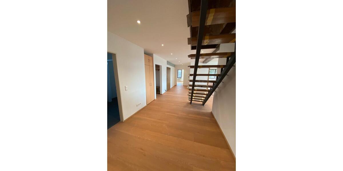 Wohnen auf Zeit Schlier - 5 Zimmer, 20 m&sup2;, 475&euro; | Angebot:25894023