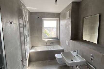 Wohnung zum Mieten in Velbert 1.400 € 118 m² 3 zimmer