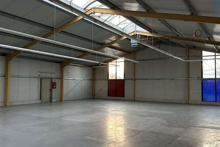 Gewerbeobjekt Kitzingen Etwashausen - 1.800&euro; | Angebot:24185010