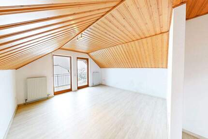 Wohnung Margetshöchheim - 3 Zimmer, 80 m&sup2;, 800&euro; | Angebot:25067330