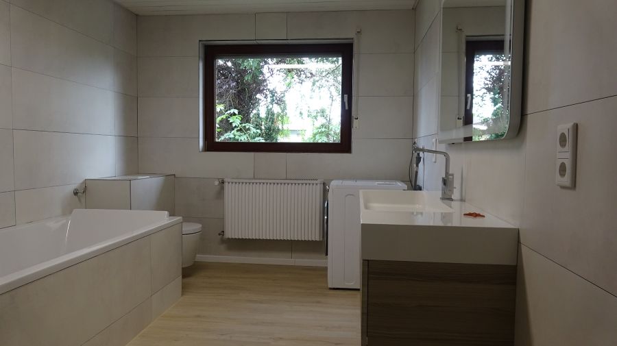 Hochwertig sanierte, sehr geräumige 2,5-Zimmer EG Wohnung mit EBK in Antweiler - Erdgeschoßwohnung Mechernich | Angebot:24350144