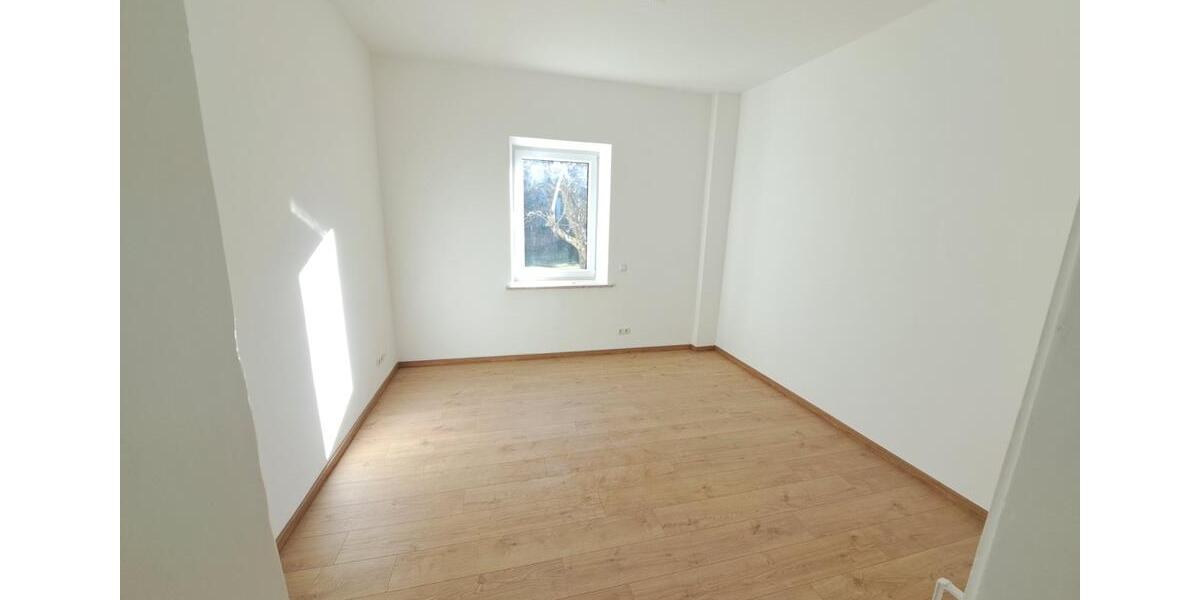 Sonnige ruhige 3-Zimmer Wohnung in Bestlage, neu renoviert! 3 zimmer