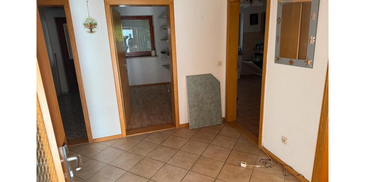 Erdgeschoßwohnung Kalefeld - 3 Zimmer, 110 m&sup2;, 770&euro; | Angebot:25979482