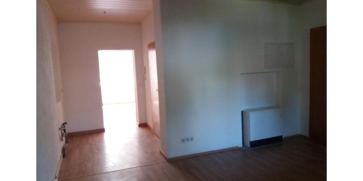 Erdgeschoßwohnung Zittau - 2 Zimmer, 47 m&sup2;, 305&euro; | Angebot:21382300