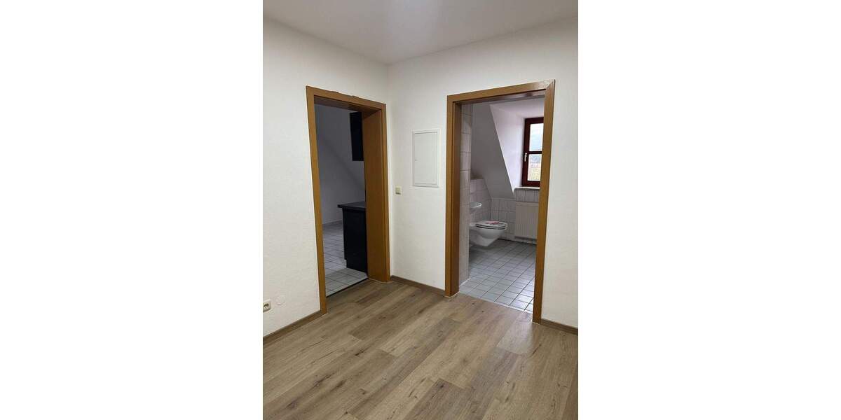 Etagenwohnung Heinersreuth Altenplos - 2 Zimmer, 58 m&sup2;, 680&euro; | Angebot:24757889