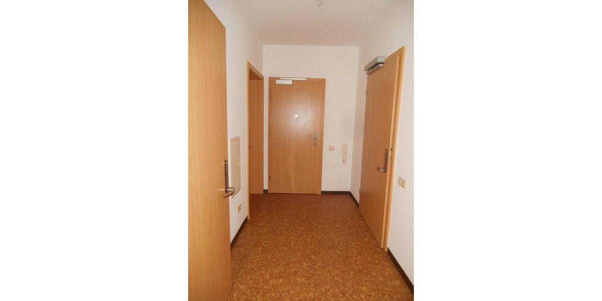 Erdgeschoßwohnung Bischofswerda - 2 Zimmer, 61 m&sup2;, 375&euro; | Angebot:26419897