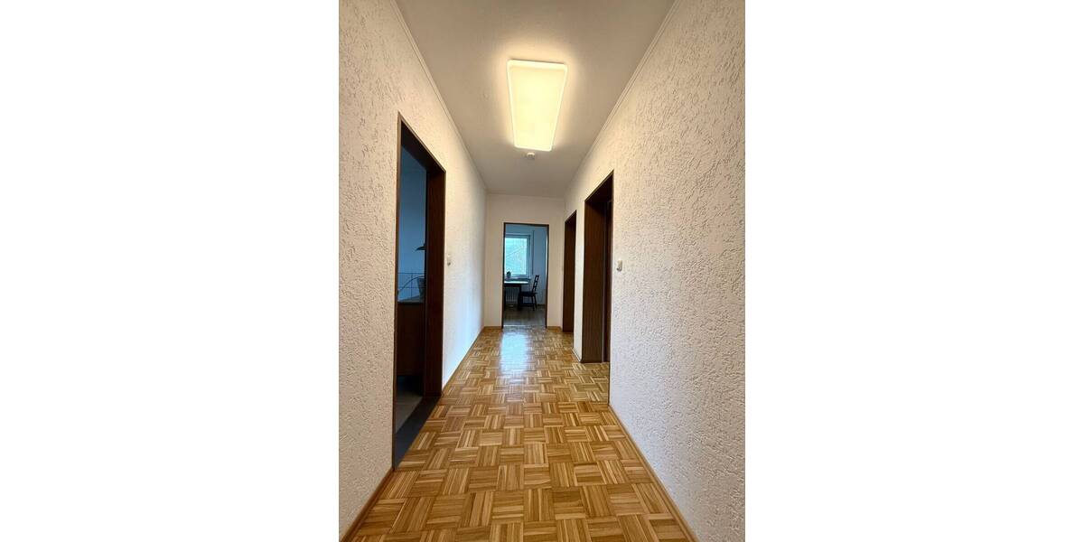 Etagenwohnung Schierling - 3 Zimmer, 88 m&sup2;, 800&euro; | Angebot:26118271