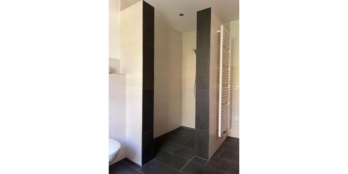 Etagenwohnung Geisenhausen - 3 Zimmer, 104 m&sup2;, 1.300&euro; | Angebot:24327363