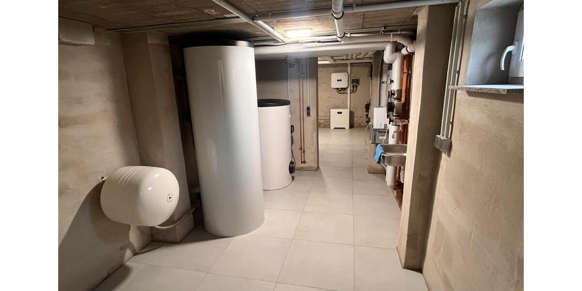 Doppelhaushälfte Zwickau - 3 Zimmer, 95 m&sup2;, 1.950&euro; | Angebot:24817007