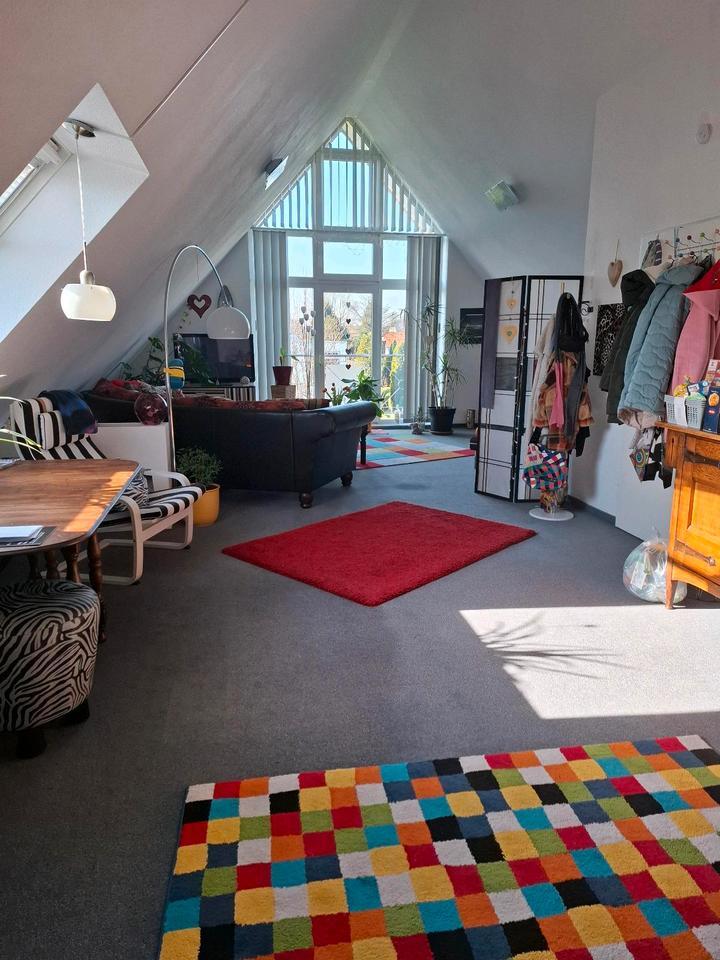 Wohnung 1,5 Zimmer Dyker-Ecke zimmer
