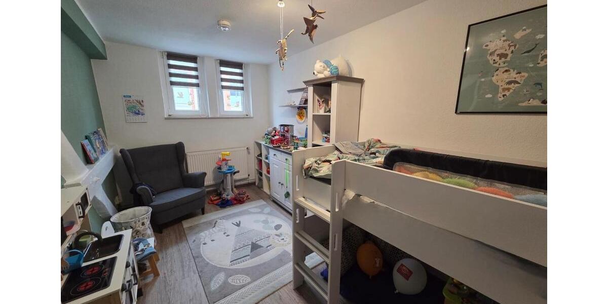 Etagenwohnung Weißwasser (Oberlausitz) - 4 Zimmer, 93 m&sup2;, 651&euro; | Angebot:26664454