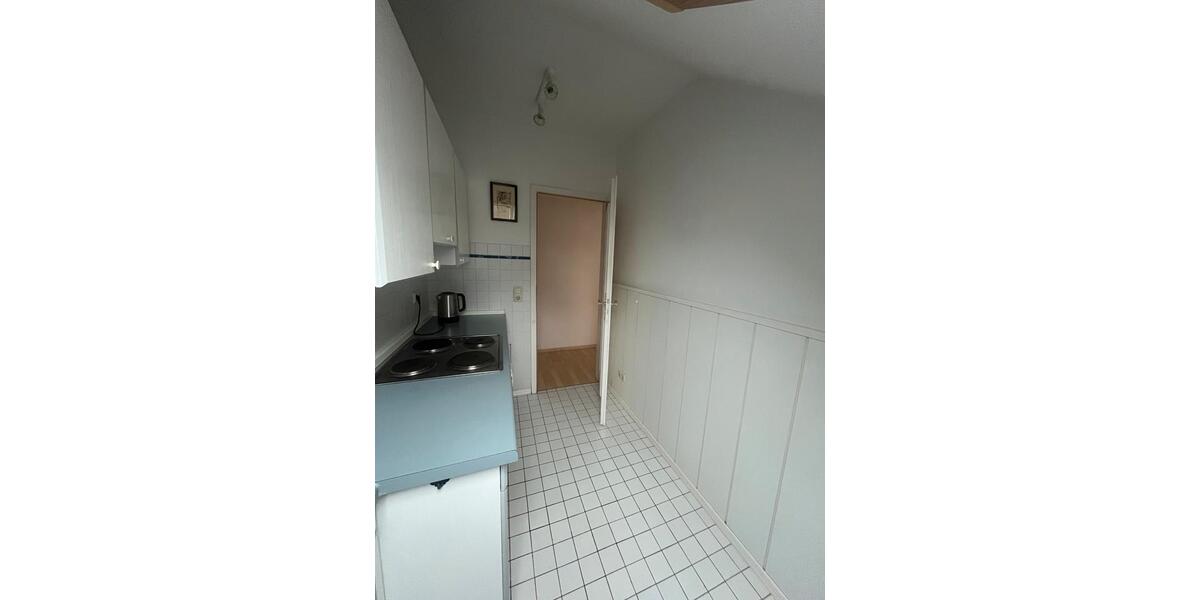 Dachgeschoßwohnung Kiel Blücherplatz - 1 Zimmer, 40 m&sup2;, 650&euro; | Angebot:25811752