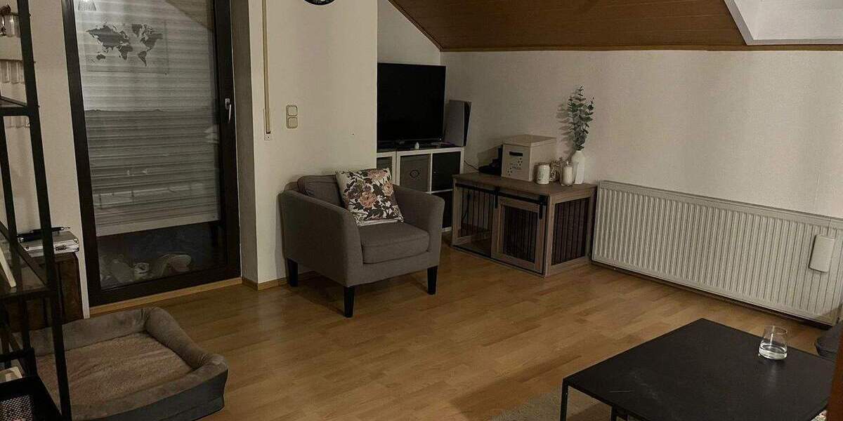 Etagenwohnung Pommersfelden Steppach - 3 Zimmer, 95 m&sup2;, 800&euro; | Angebot:25768364