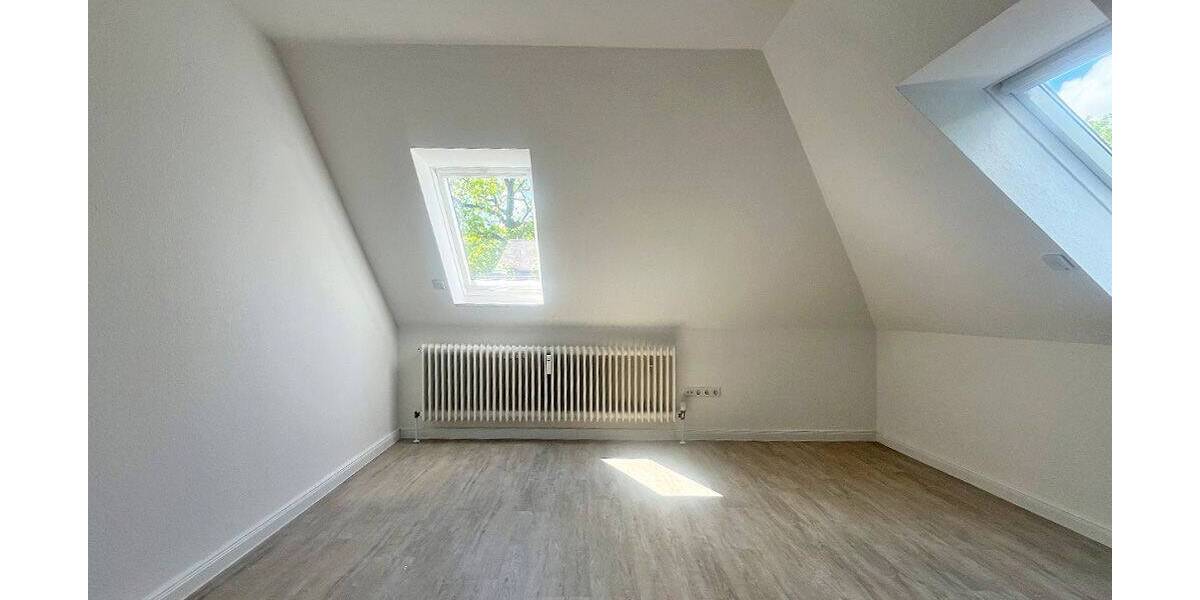 Etagenwohnung Hamburg Rahlstedt - 4 Zimmer, 106 m&sup2;, 1.400&euro; | Angebot:26733432