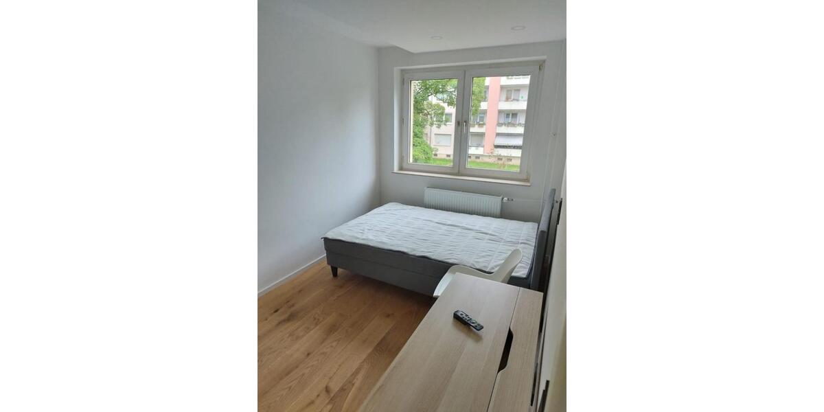 Wohnen auf Zeit Detmold Hakedahl - 4 Zimmer, 12 m&sup2;, 350&euro; | Angebot:25252817